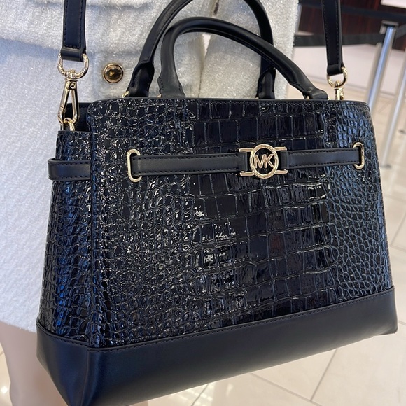 MICHAEL KORS Reed Lg Leather Belted Satchel Crossbody Handbag CZ
Crocodile - Picture 12 of 16